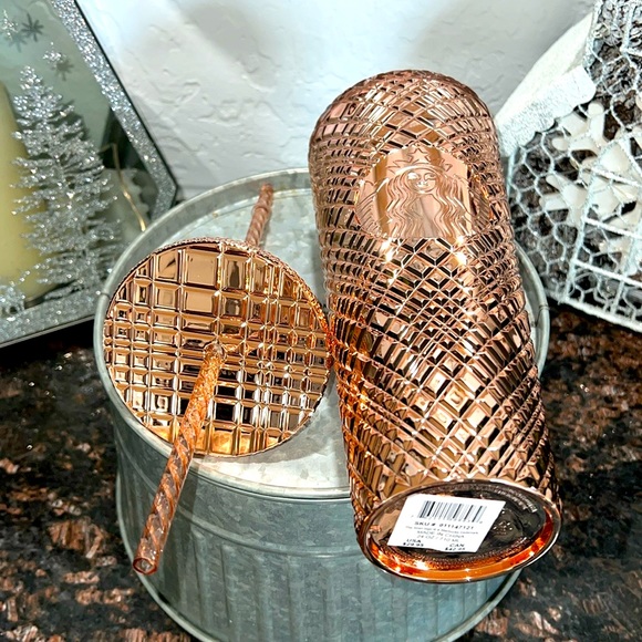 ❣️🆕Starbucks Tumbler Chrome Rose🌹 Gold⭐️ Jeweled - Holiday 2023 - Venti 24oz - Picture 5 of 7